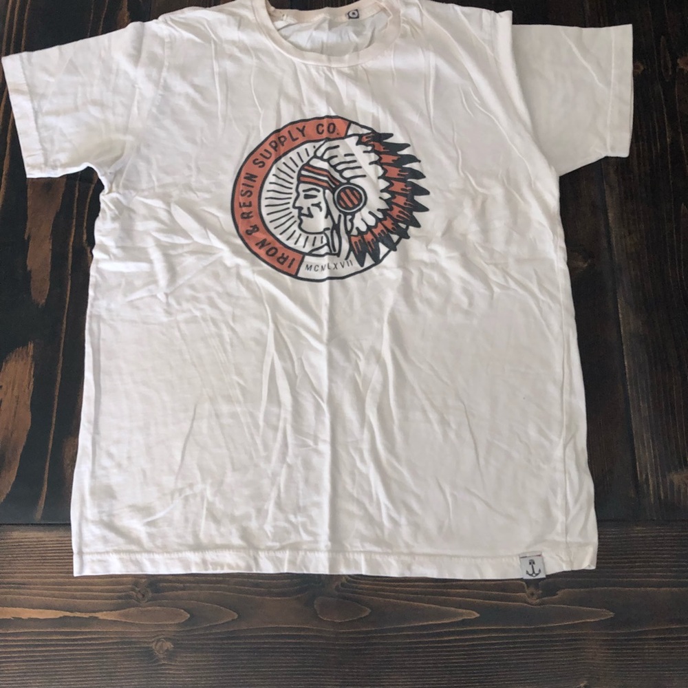 Iron and resin Cheif tee